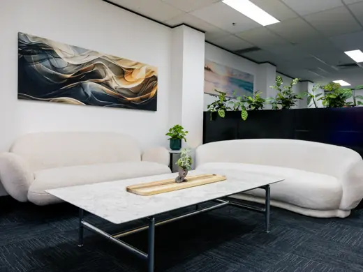 Client lounge in the Alphalogix office